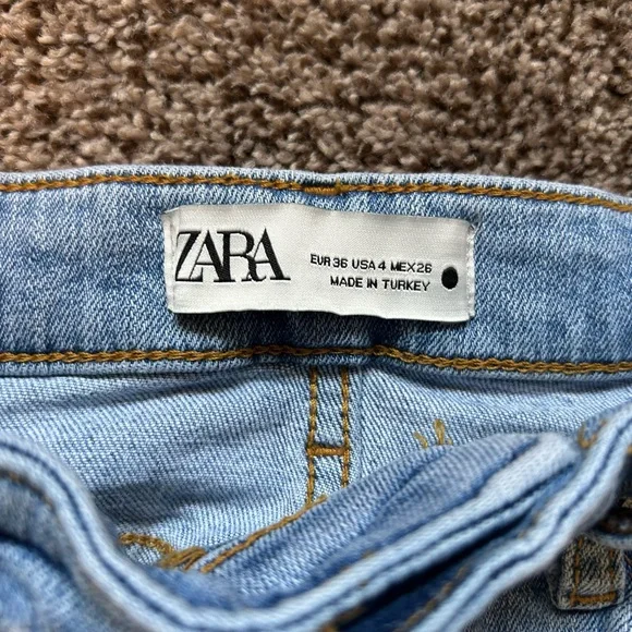 Zara High Rise Button Fly Jeans - Picture 3 of 5